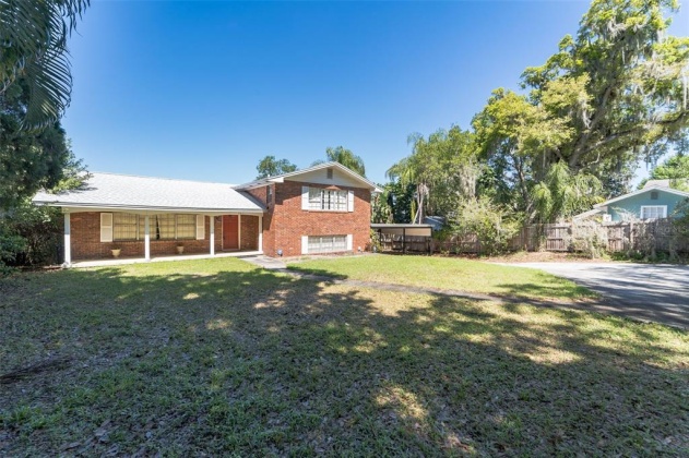 207 LAKE ARIANA BOULEVARD, AUBURNDALE, Florida 33823, 4 Bedrooms Bedrooms, ,3 BathroomsBathrooms,Residential,For Sale,LAKE ARIANA,P4919960
