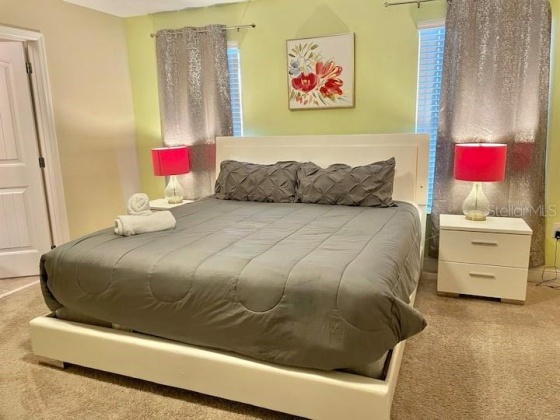 DAVENPORT, Florida 33837, 5 Bedrooms Bedrooms, ,4 BathroomsBathrooms,Residential,For Sale,GC503437