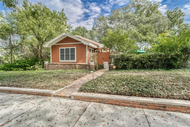 810 ORANGE PARK AVENUE, LAKELAND, Florida 33801, 4 Bedrooms Bedrooms, ,2 BathroomsBathrooms,Residential,For Sale,ORANGE PARK,L4928061