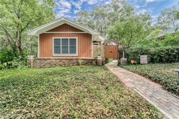 810 ORANGE PARK AVENUE, LAKELAND, Florida 33801, 4 Bedrooms Bedrooms, ,2 BathroomsBathrooms,Residential,For Sale,ORANGE PARK,L4928061