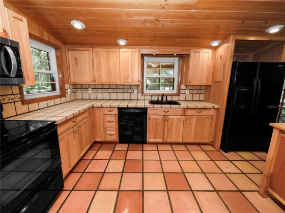 3432 MAR LISA COVE RD, LAKE WALES, Florida 33898, 3 Bedrooms Bedrooms, ,2 BathroomsBathrooms,Residential,For Sale,MAR LISA COVE RD,L4928248