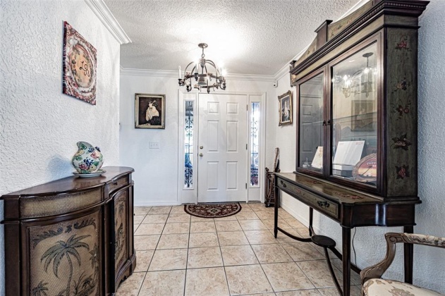 2023 SHORELAND DRIVE, AUBURNDALE, Florida 33823, 4 Bedrooms Bedrooms, ,3 BathroomsBathrooms,Residential,For Sale,SHORELAND,L4928486