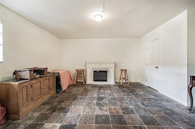 2023 SHORELAND DRIVE, AUBURNDALE, Florida 33823, 4 Bedrooms Bedrooms, ,3 BathroomsBathrooms,Residential,For Sale,SHORELAND,L4928486