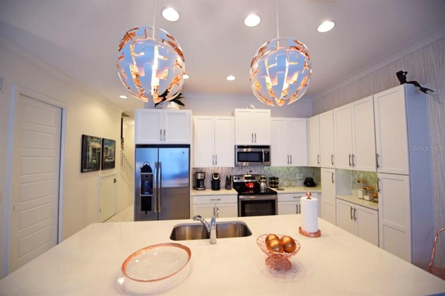 350 CAPTIVA DRIVE, DAVENPORT, Florida 33896, 3 Bedrooms Bedrooms, ,2 BathroomsBathrooms,Residential,For Sale,CAPTIVA,O6011353