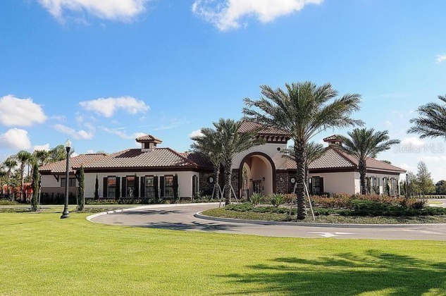 7036 OAKWOOD STREET, DAVENPORT, Florida 33837, 7 Bedrooms Bedrooms, ,5 BathroomsBathrooms,Residential,For Sale,OAKWOOD,S5064459