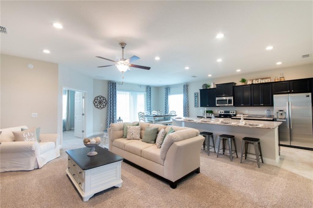 639 VISTA VIEW LANE, LAKE WALES, Florida 33853, 3 Bedrooms Bedrooms, ,2 BathroomsBathrooms,Residential,For Sale,VISTA VIEW,L4928706