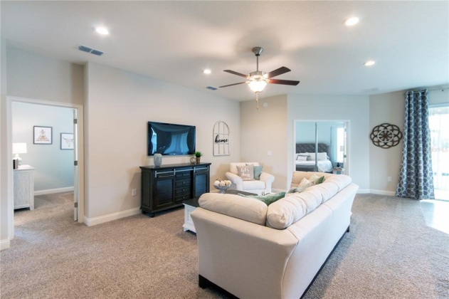 639 VISTA VIEW LANE, LAKE WALES, Florida 33853, 3 Bedrooms Bedrooms, ,2 BathroomsBathrooms,Residential,For Sale,VISTA VIEW,L4928706
