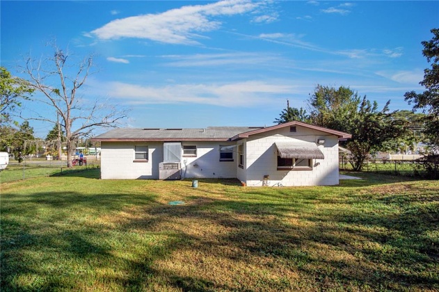 536 TANGLEWOOD DRIVE, AUBURNDALE, Florida 33823, 4 Bedrooms Bedrooms, ,2 BathroomsBathrooms,Residential,For Sale,TANGLEWOOD,S5062131