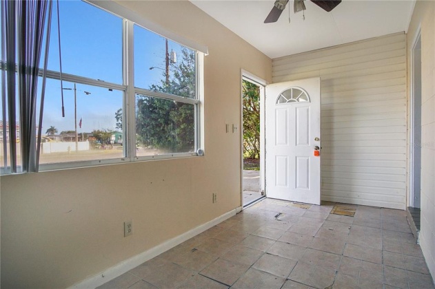 536 TANGLEWOOD DRIVE, AUBURNDALE, Florida 33823, 4 Bedrooms Bedrooms, ,2 BathroomsBathrooms,Residential,For Sale,TANGLEWOOD,S5062131