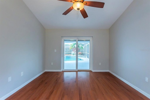 623 OAKPARK LOOP, DAVENPORT, Florida 33837, 4 Bedrooms Bedrooms, ,2 BathroomsBathrooms,Residential,For Sale,OAKPARK,O6009492