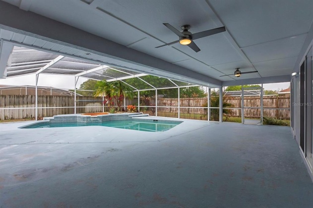 623 OAKPARK LOOP, DAVENPORT, Florida 33837, 4 Bedrooms Bedrooms, ,2 BathroomsBathrooms,Residential,For Sale,OAKPARK,O6009492
