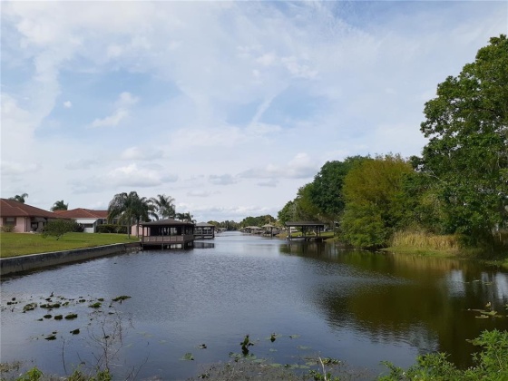 1 AVOCADO DRIVE, INDIAN LAKE ESTATES, Florida 33855, ,Land,For Sale,AVOCADO,K4901688