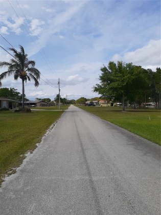 1 AVOCADO DRIVE, INDIAN LAKE ESTATES, Florida 33855, ,Land,For Sale,AVOCADO,K4901688