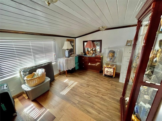 517 OAK STREET, AUBURNDALE, Florida 33823, 5 Bedrooms Bedrooms, ,4 BathroomsBathrooms,Residential,For Sale,OAK,T3351795