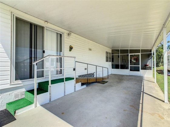 113 EDGEWOOD BOULEVARD, LAKE WALES, Florida 33898, 2 Bedrooms Bedrooms, ,1 BathroomBathrooms,Residential,For Sale,EDGEWOOD,P4919979