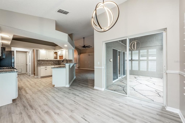 877 KNIGHTSBRIDGE CIRCLE, DAVENPORT, Florida 33896, 4 Bedrooms Bedrooms, ,3 BathroomsBathrooms,Residential,For Sale,KNIGHTSBRIDGE,O6011890