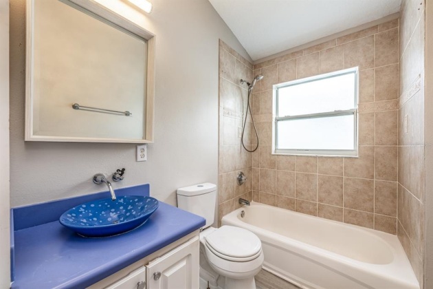 877 KNIGHTSBRIDGE CIRCLE, DAVENPORT, Florida 33896, 4 Bedrooms Bedrooms, ,3 BathroomsBathrooms,Residential,For Sale,KNIGHTSBRIDGE,O6011890