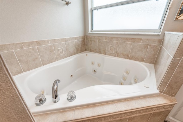 877 KNIGHTSBRIDGE CIRCLE, DAVENPORT, Florida 33896, 4 Bedrooms Bedrooms, ,3 BathroomsBathrooms,Residential,For Sale,KNIGHTSBRIDGE,O6011890