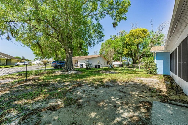 1235 WATERVIEW BOULEVARD, LAKELAND, Florida 33801, 2 Bedrooms Bedrooms, ,2 BathroomsBathrooms,Residential,For Sale,WATERVIEW,L4928647