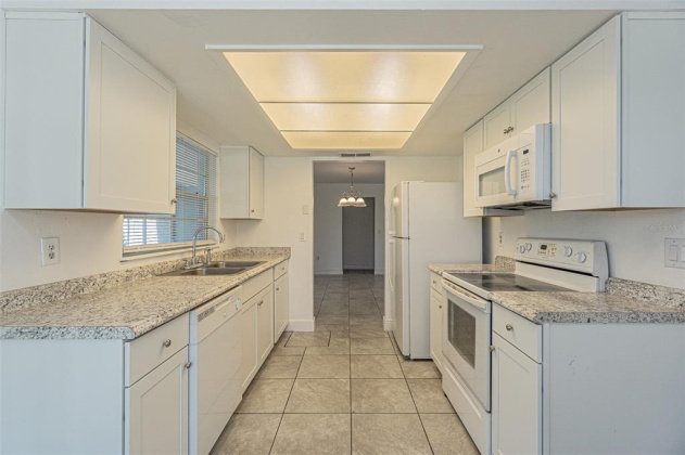 1235 WATERVIEW BOULEVARD, LAKELAND, Florida 33801, 2 Bedrooms Bedrooms, ,2 BathroomsBathrooms,Residential,For Sale,WATERVIEW,L4928647
