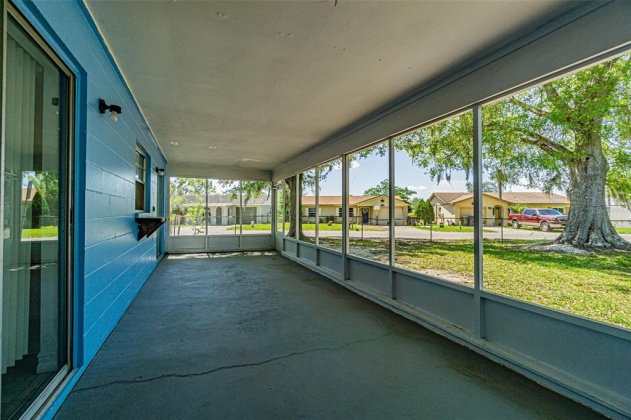 1235 WATERVIEW BOULEVARD, LAKELAND, Florida 33801, 2 Bedrooms Bedrooms, ,2 BathroomsBathrooms,Residential,For Sale,WATERVIEW,L4928647