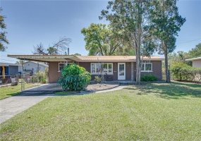 1741 HUNTINGTON STREET, LAKELAND, Florida 33801, 4 Bedrooms Bedrooms, ,2 BathroomsBathrooms,Residential,For Sale,HUNTINGTON,L4928732