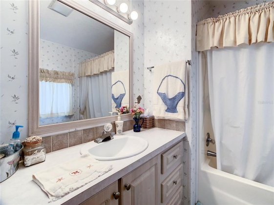 322 BROKEN WOODS BOULEVARD, DAVENPORT, Florida 33837, 1 Bedroom Bedrooms, ,1 BathroomBathrooms,Residential,For Sale,BROKEN WOODS,S5060830