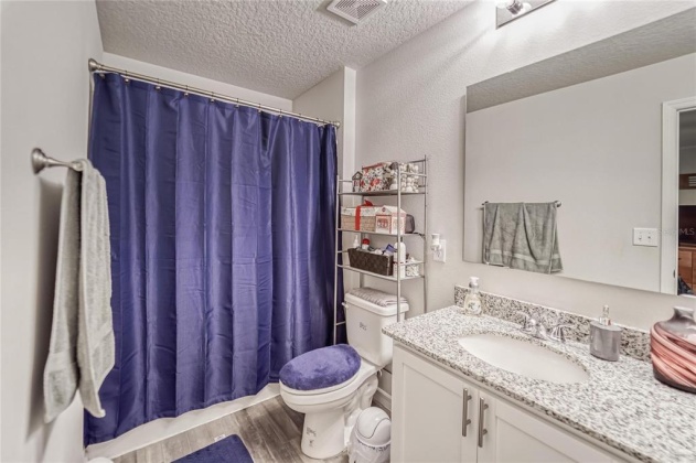 1235 APOPKA LANE, POINCIANA, Florida 34759, 4 Bedrooms Bedrooms, ,2 BathroomsBathrooms,Residential,For Sale,APOPKA,T3360401