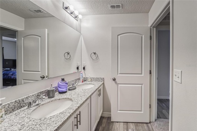 1235 APOPKA LANE, POINCIANA, Florida 34759, 4 Bedrooms Bedrooms, ,2 BathroomsBathrooms,Residential,For Sale,APOPKA,T3360401