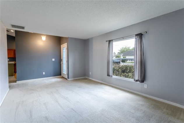 654 LINNET COURT, POINCIANA, Florida 34759, 3 Bedrooms Bedrooms, ,2 BathroomsBathrooms,Residential,For Sale,LINNET,S5064381
