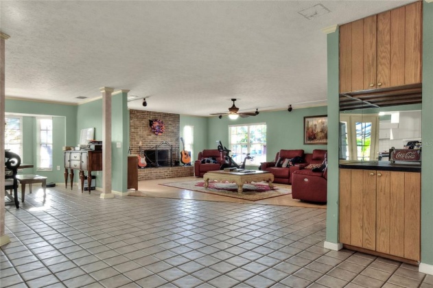 838 WOODWARD STREET, LAKELAND, Florida 33803, 4 Bedrooms Bedrooms, ,4 BathroomsBathrooms,Residential,For Sale,WOODWARD,L4928672