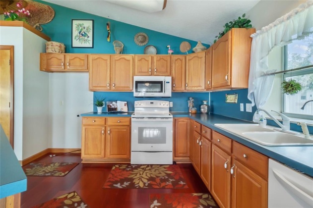 4365 CANAL ROAD, LAKE WALES, Florida 33898, 6 Bedrooms Bedrooms, ,5 BathroomsBathrooms,Residential,For Sale,CANAL,P4919963