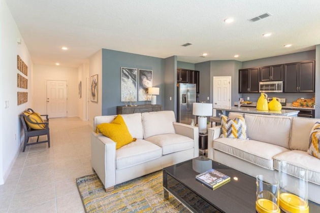 517 FINCH LANE, POINCIANA, Florida 34759, 3 Bedrooms Bedrooms, ,2 BathroomsBathrooms,Residential,For Sale,FINCH,O6011973