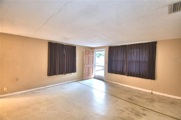 4010 PALMETTO AVENUE, HIGHLAND CITY, Florida 33846, 3 Bedrooms Bedrooms, ,1 BathroomBathrooms,Residential,For Sale,PALMETTO,L4927060