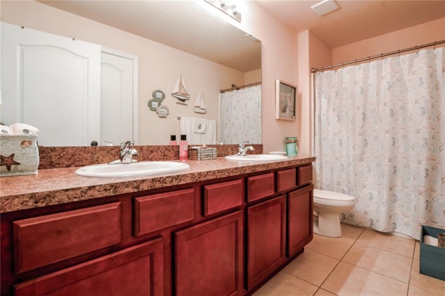 1268 CONCH KEY LANE, DAVENPORT, Florida 33837, 4 Bedrooms Bedrooms, ,2 BathroomsBathrooms,Residential,For Sale,CONCH KEY,O6007956