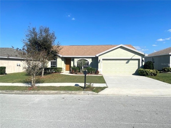 250 HIGHLAND MEADOWS COURT, DAVENPORT, Florida 33837, 3 Bedrooms Bedrooms, ,2 BathroomsBathrooms,Rental Properties,For Sale,HIGHLAND MEADOWS,O6007995