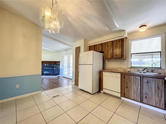 2526 ARIANA STREET, LAKELAND, Florida 33803, 3 Bedrooms Bedrooms, ,2 BathroomsBathrooms,Residential,For Sale,ARIANA,L4928526