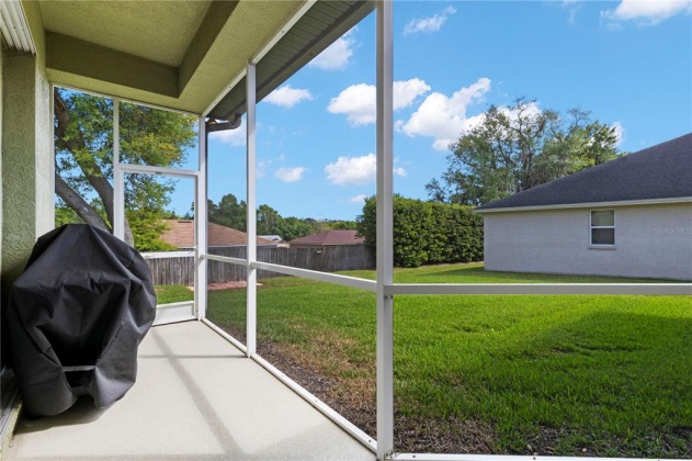 2640 HICKORY VIEW LOOP, LAKELAND, Florida 33813, 5 Bedrooms Bedrooms, ,3 BathroomsBathrooms,Residential,For Sale,HICKORY VIEW,L4928597
