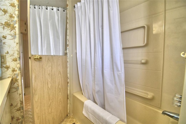 251 PATTERSON ROAD, HAINES CITY, Florida 33844, 1 Bedroom Bedrooms, ,2 BathroomsBathrooms,Residential,For Sale,PATTERSON,P4919980