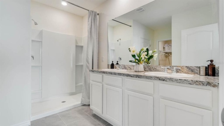313 SOFIA LANE, LAKE ALFRED, Florida 33850, 4 Bedrooms Bedrooms, ,2 BathroomsBathrooms,Residential,For Sale,SOFIA,O6012109