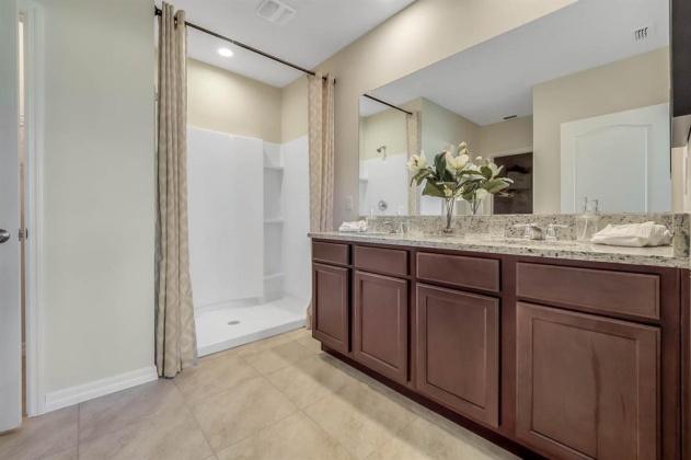 197 INMAN BOULEVARD, WINTER HAVEN, Florida 33881, 4 Bedrooms Bedrooms, ,2 BathroomsBathrooms,Residential,For Sale,INMAN,O6012219