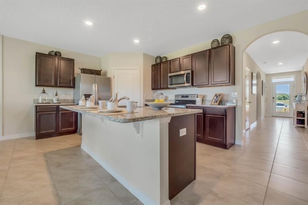 197 INMAN BOULEVARD, WINTER HAVEN, Florida 33881, 4 Bedrooms Bedrooms, ,2 BathroomsBathrooms,Residential,For Sale,INMAN,O6012219