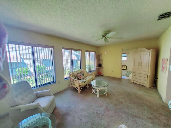 1967 LONG BOAT DRIVE, LAKELAND, Florida 33810, 2 Bedrooms Bedrooms, ,2 BathroomsBathrooms,Residential,For Sale,LONG BOAT,L4928759