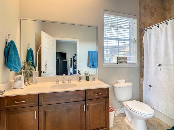 1679 LAKE SIDE AVENUE, DAVENPORT, Florida 33837, 4 Bedrooms Bedrooms, ,3 BathroomsBathrooms,Residential,For Sale,LAKE SIDE,O6010953