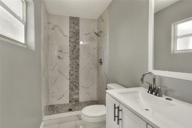 910 WINDSOR STREET, LAKELAND, Florida 33803, 4 Bedrooms Bedrooms, ,2 BathroomsBathrooms,Residential,For Sale,WINDSOR,P4920007