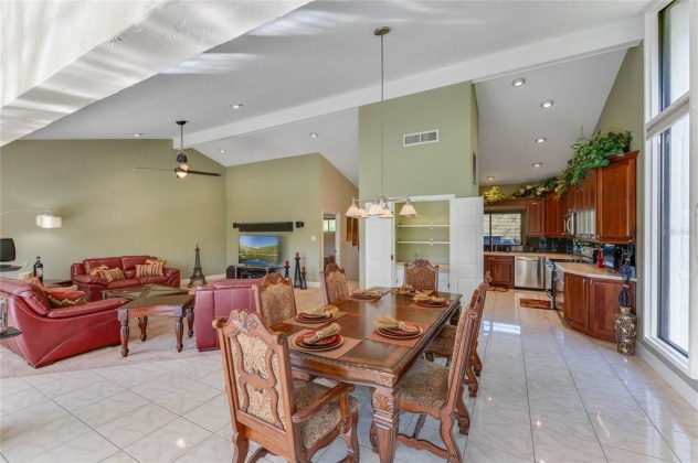54 NOTTINGHAM WAY, HAINES CITY, Florida 33844, 4 Bedrooms Bedrooms, ,2 BathroomsBathrooms,Residential,For Sale,NOTTINGHAM,O6007301