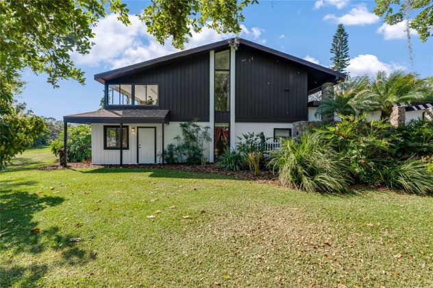 54 NOTTINGHAM WAY, HAINES CITY, Florida 33844, 4 Bedrooms Bedrooms, ,2 BathroomsBathrooms,Residential,For Sale,NOTTINGHAM,O6007301