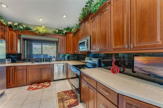 54 NOTTINGHAM WAY, HAINES CITY, Florida 33844, 4 Bedrooms Bedrooms, ,2 BathroomsBathrooms,Residential,For Sale,NOTTINGHAM,O6007301