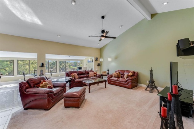 54 NOTTINGHAM WAY, HAINES CITY, Florida 33844, 4 Bedrooms Bedrooms, ,2 BathroomsBathrooms,Residential,For Sale,NOTTINGHAM,O6007301