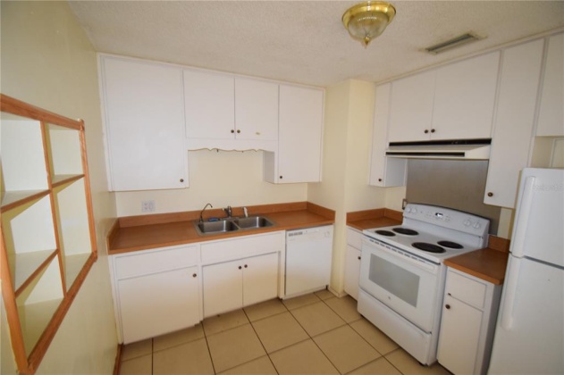 104 KIM STREET, AUBURNDALE, Florida 33823, 3 Bedrooms Bedrooms, ,1 BathroomBathrooms,Residential,For Sale,KIM,L4928761